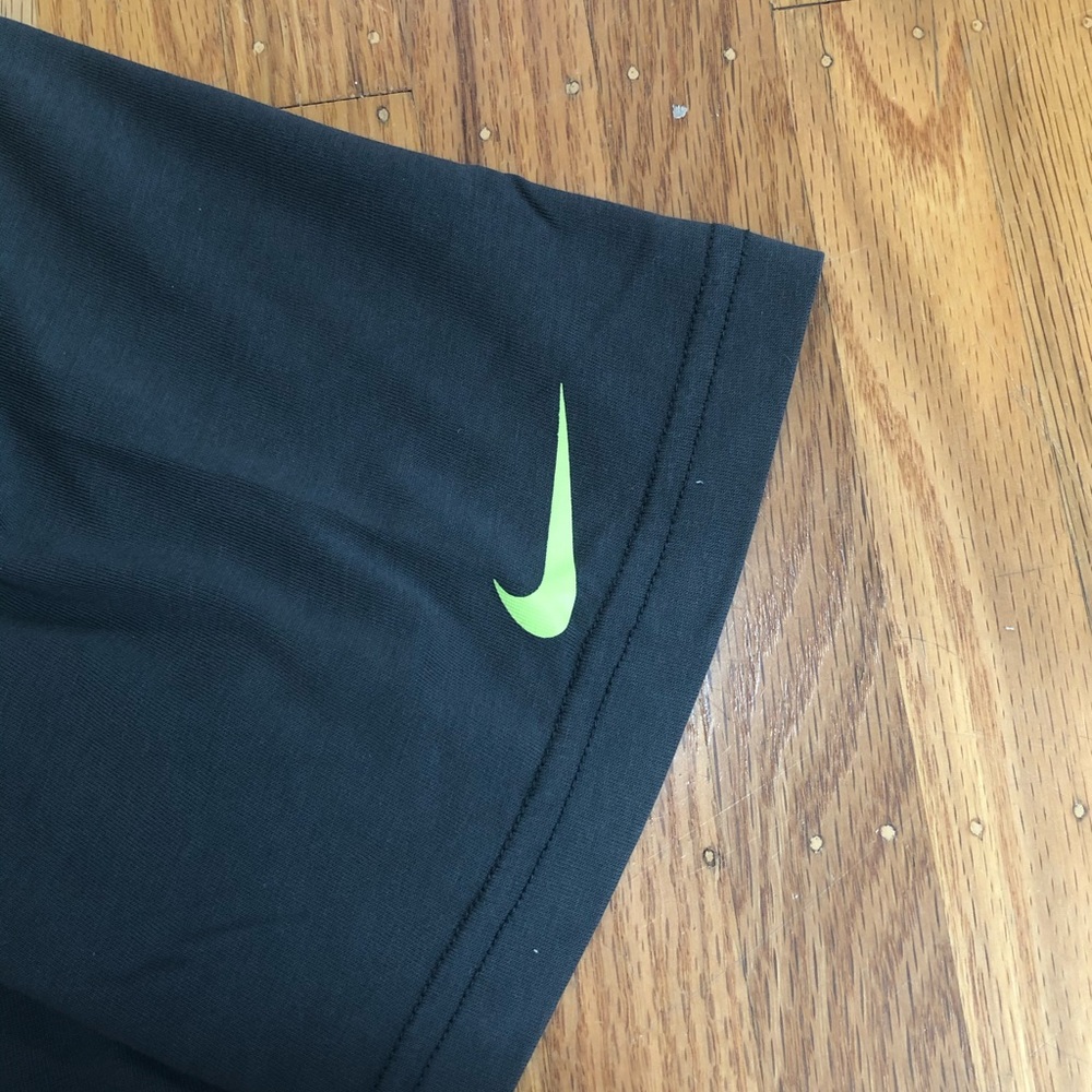 Kobe Bryant Black Mamba Nike Dri-Fit T-Shirt Sz L - Picture 7 of 11